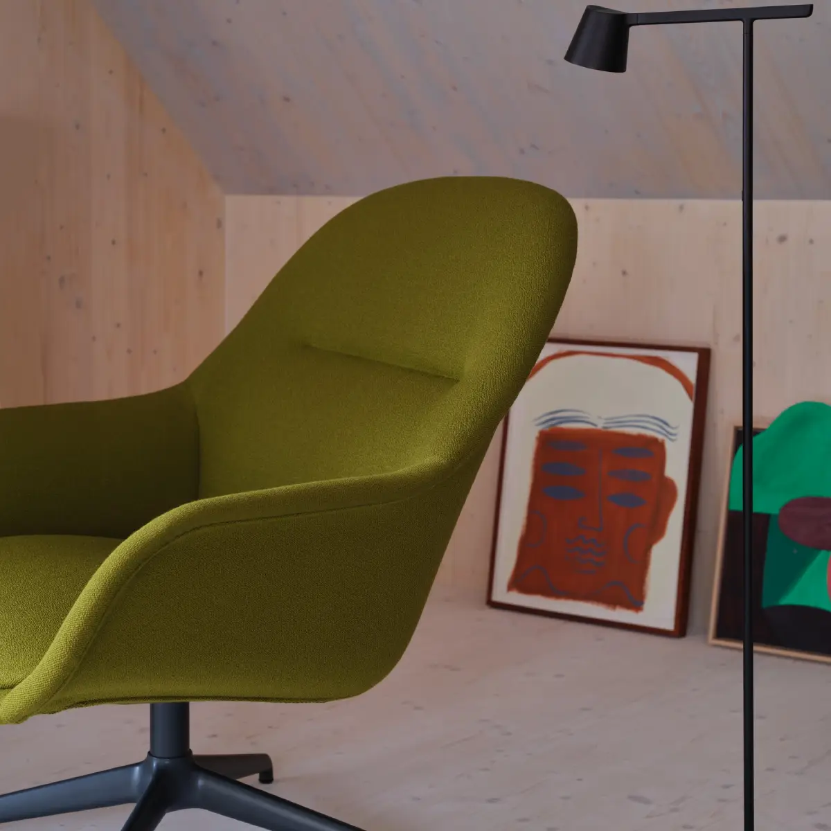 Tip Floor Lamp - Black