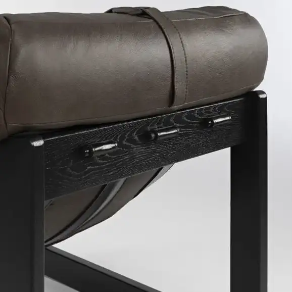 Lounge armchair Lee brown