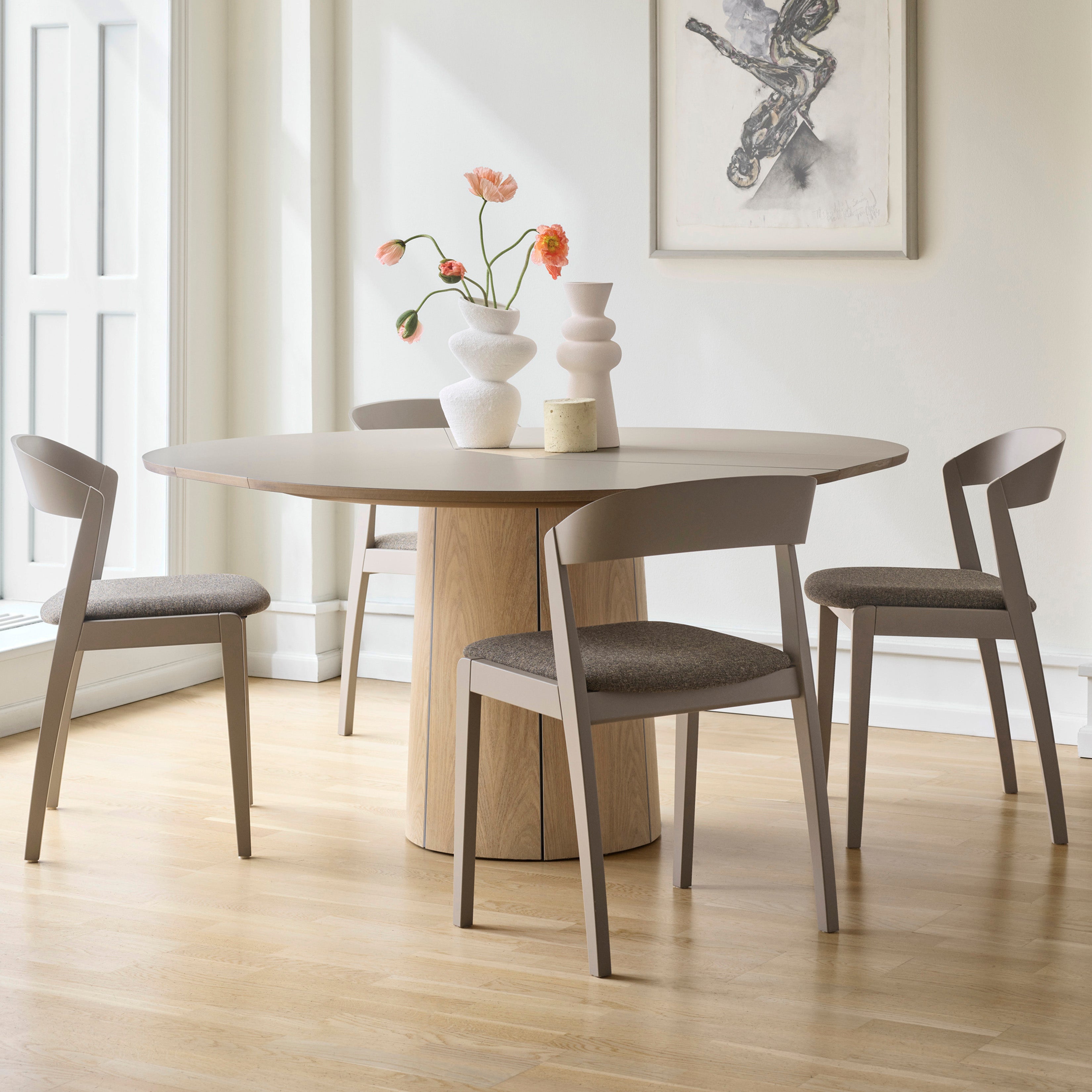 SM33 Table Oak Mocha Brown Lacquer Oiled look