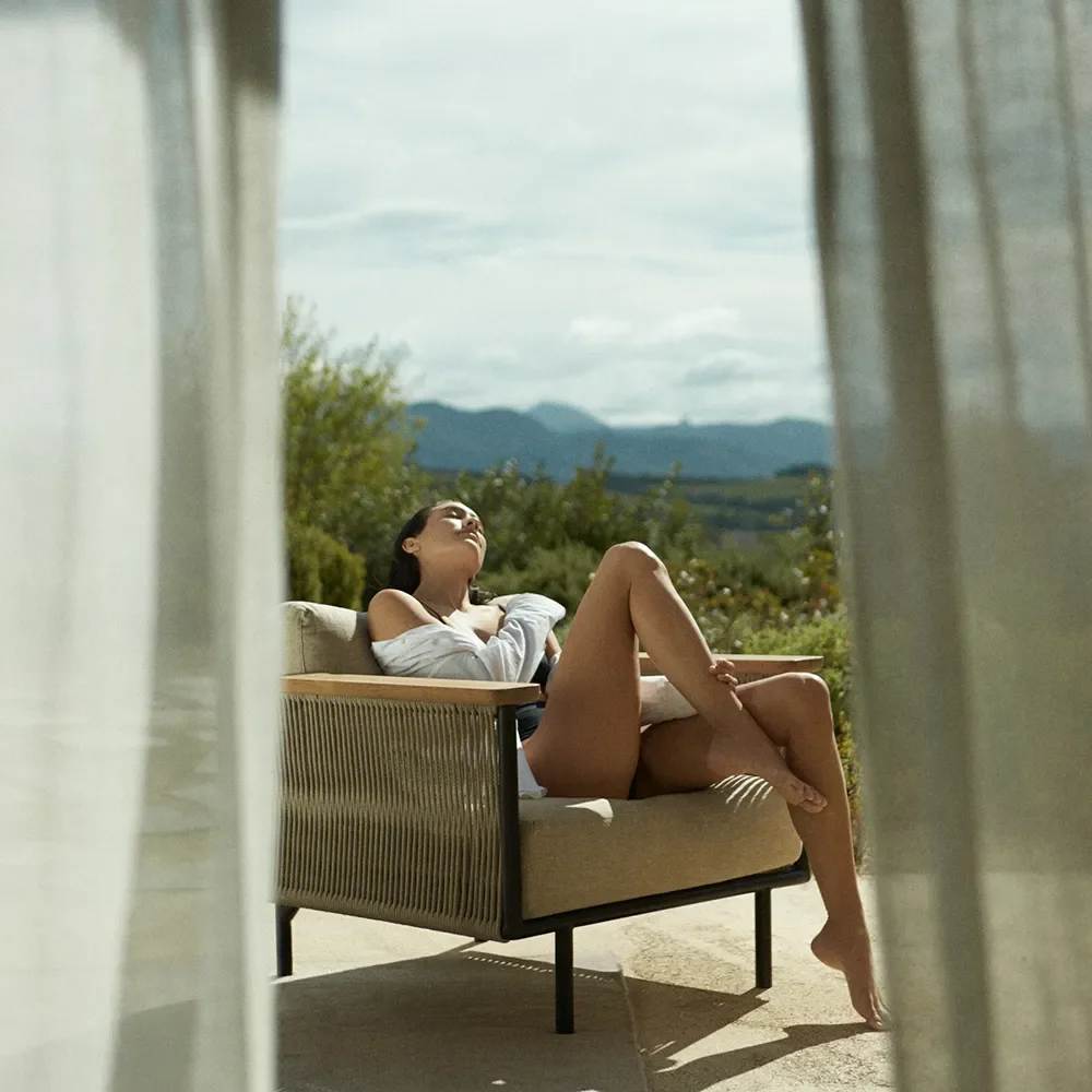 Corbey Lounge chair Oyster