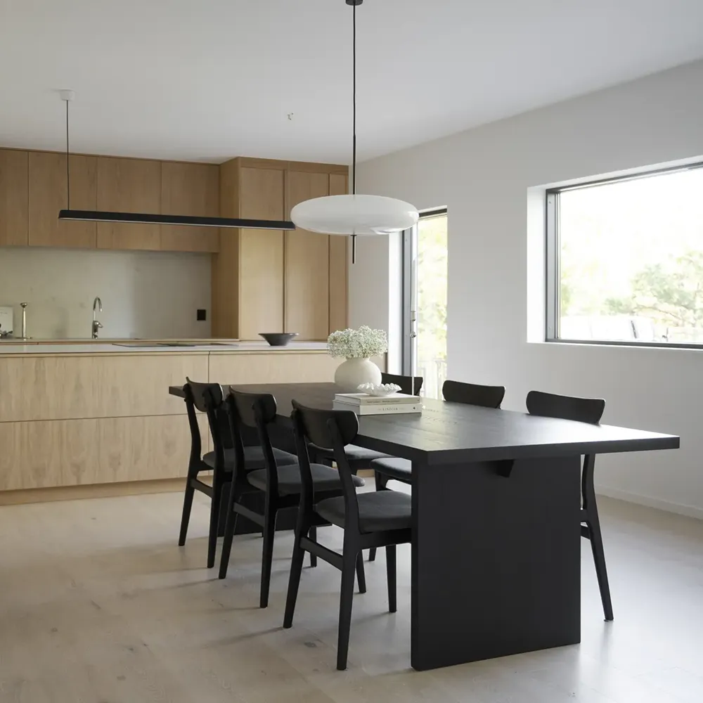 Emmett Dining table 240 Black alder