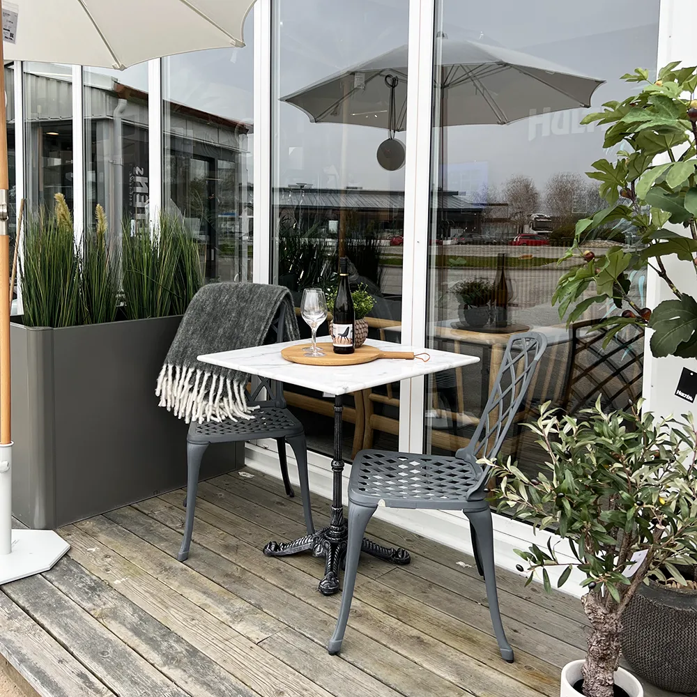 Loire marble table 70x70 cm white