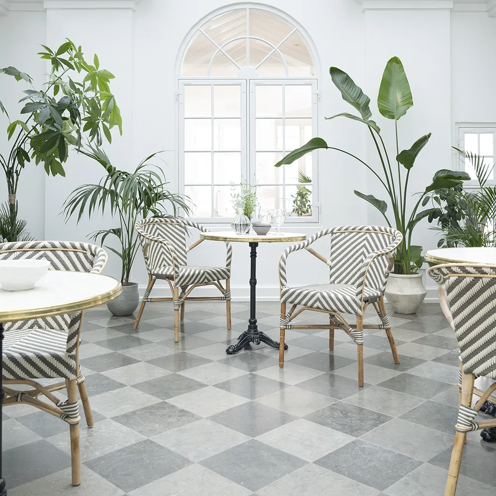 Madeleine Chair ivory/cappuchino