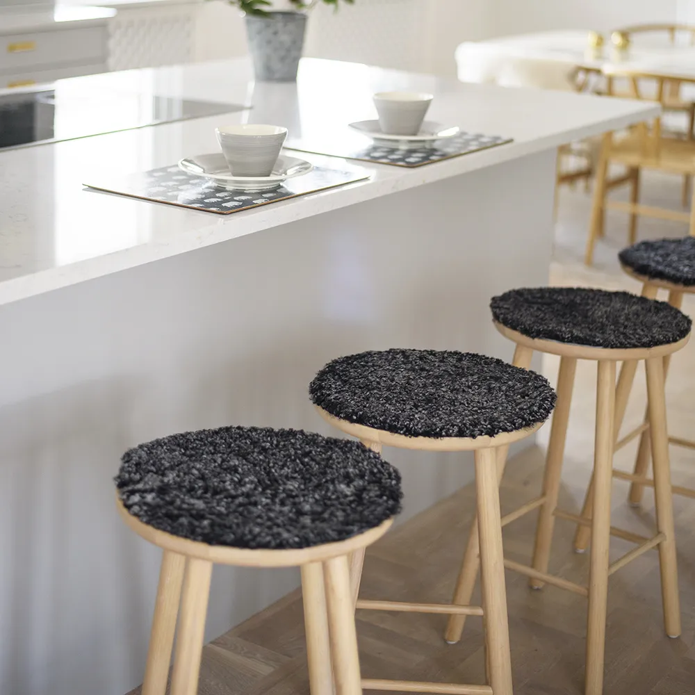 Curly shape seat cushion sheepskin Dark Grey