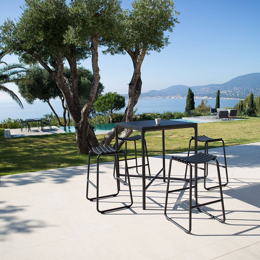 Reclips/Four Bar Group