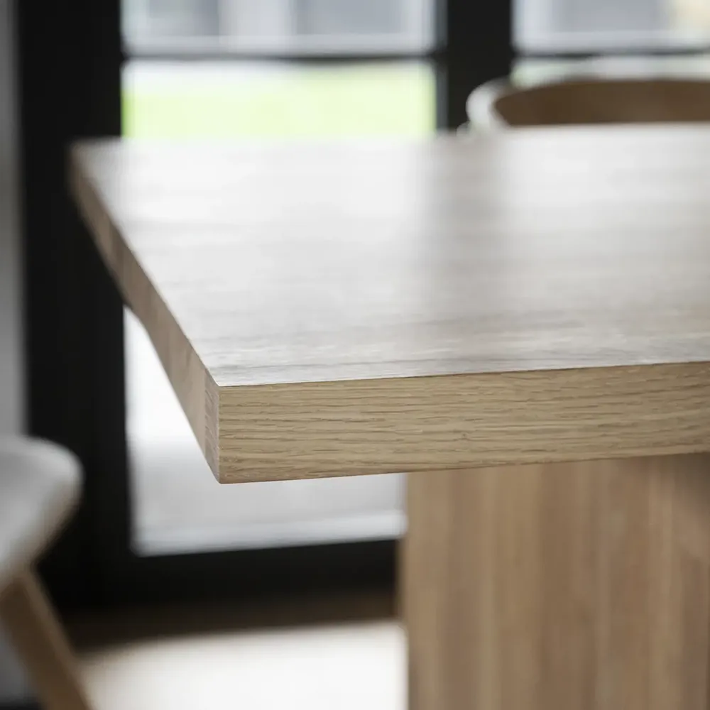 Emmett Dining table 240 Oak