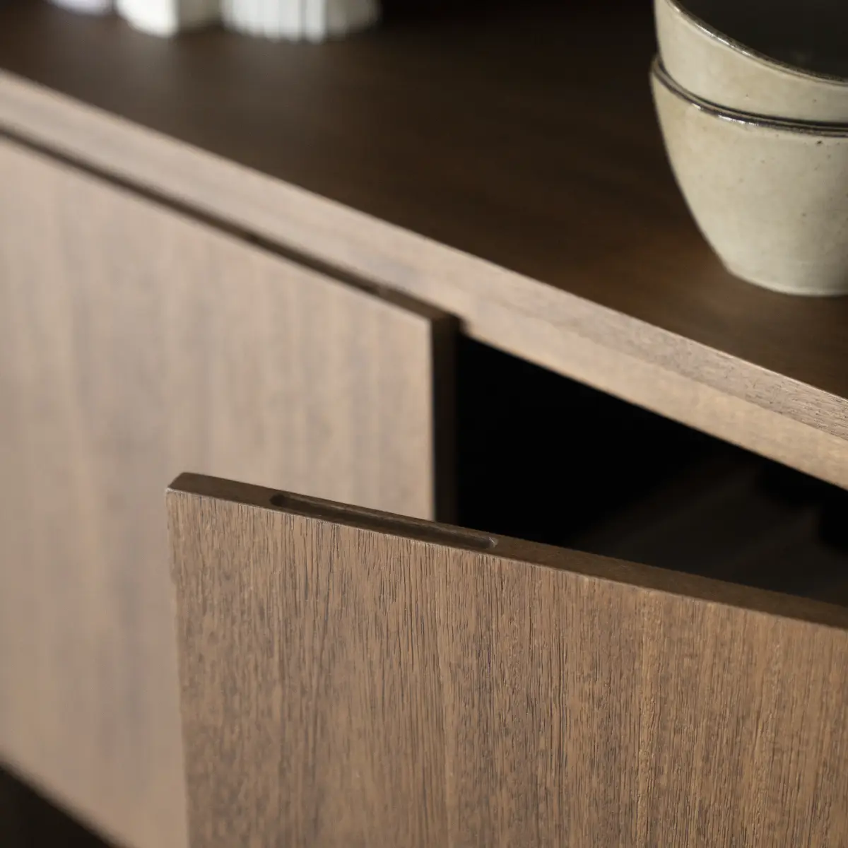 Edward Cabinet
