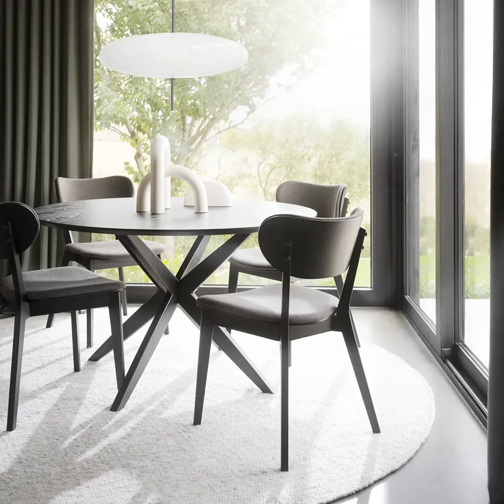 Calverton dining table Ø120 cm black oak