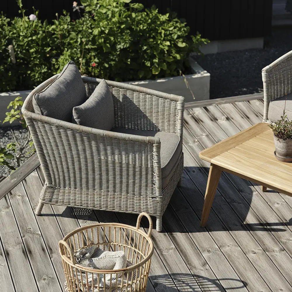 Aster armchair beige rattan incl cushions