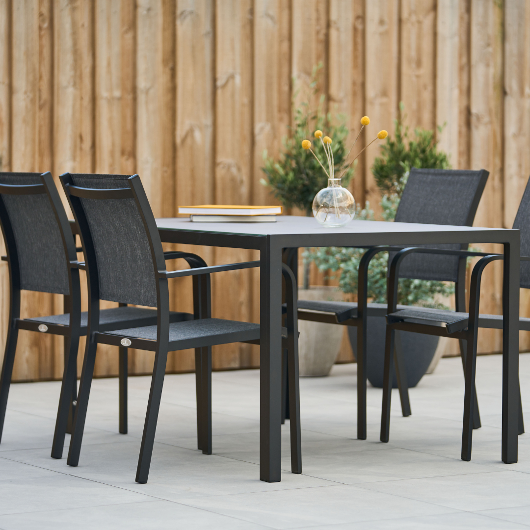 Hånger Table 90x140 cm black