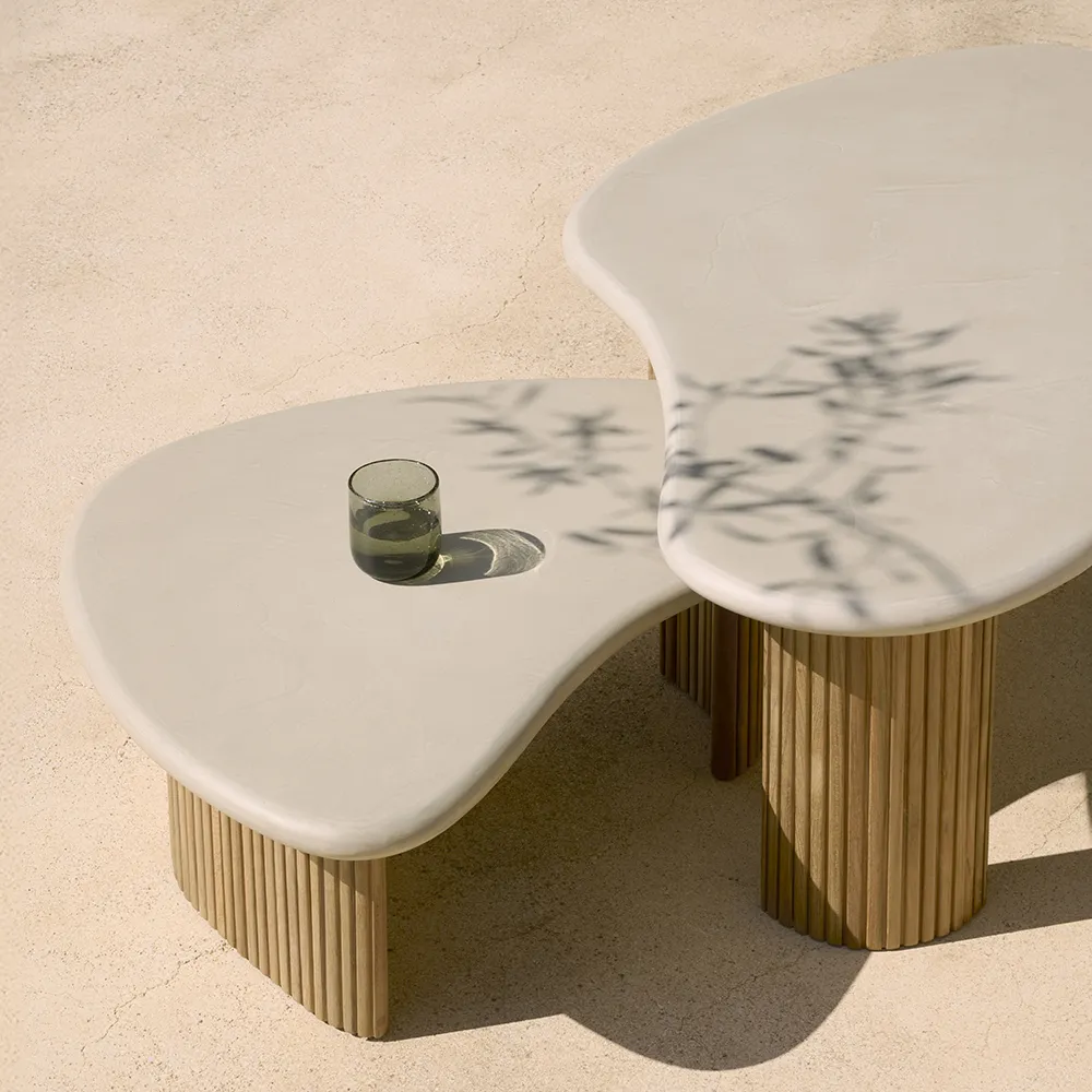 Boomerang outdoor Coffee table 90x61 cm
