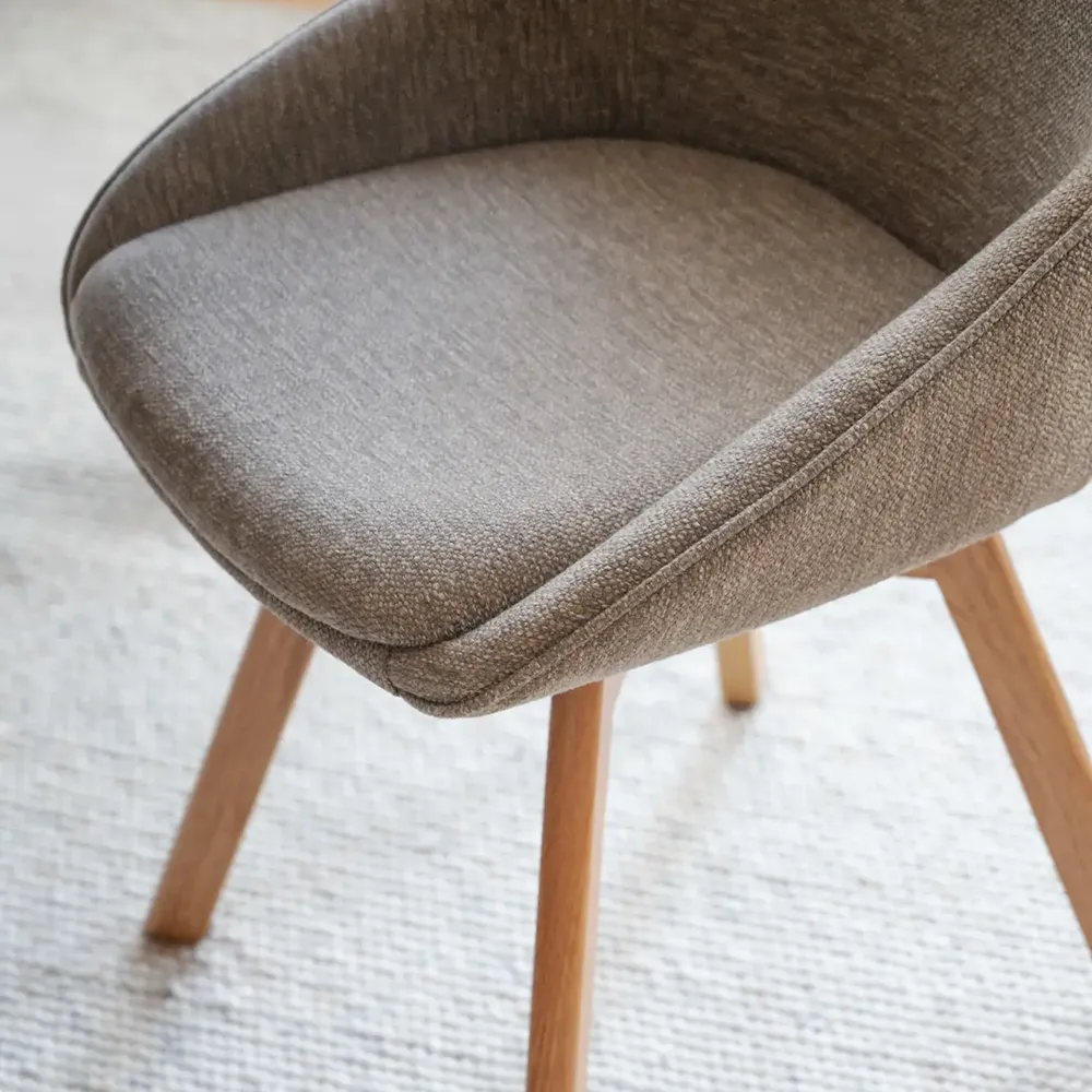 Alison dining chair darkbeige fabric/oak legs