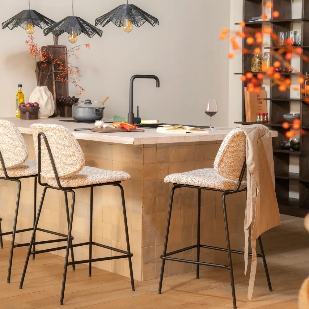 Jon Barchair - beige Maywood