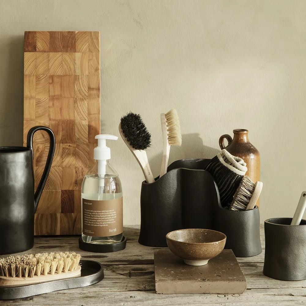 Yama Pencil Holder - Blackened Aluminium