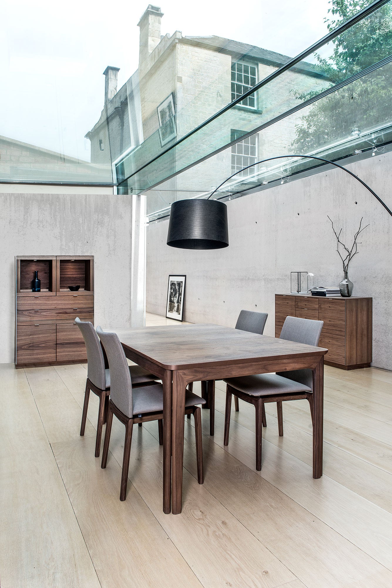 Sm26 Table Walnut Lacquer 155-308/359X101X74cm