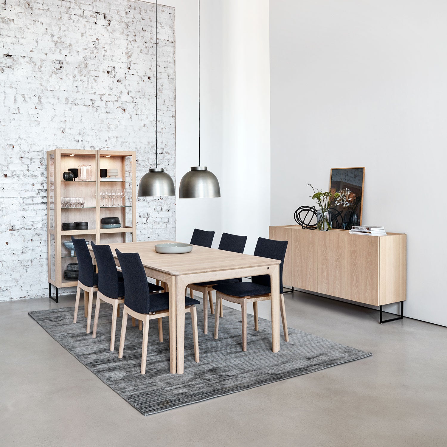 Sm404 Sideboard Walnut Lacquer 169X43X68cm