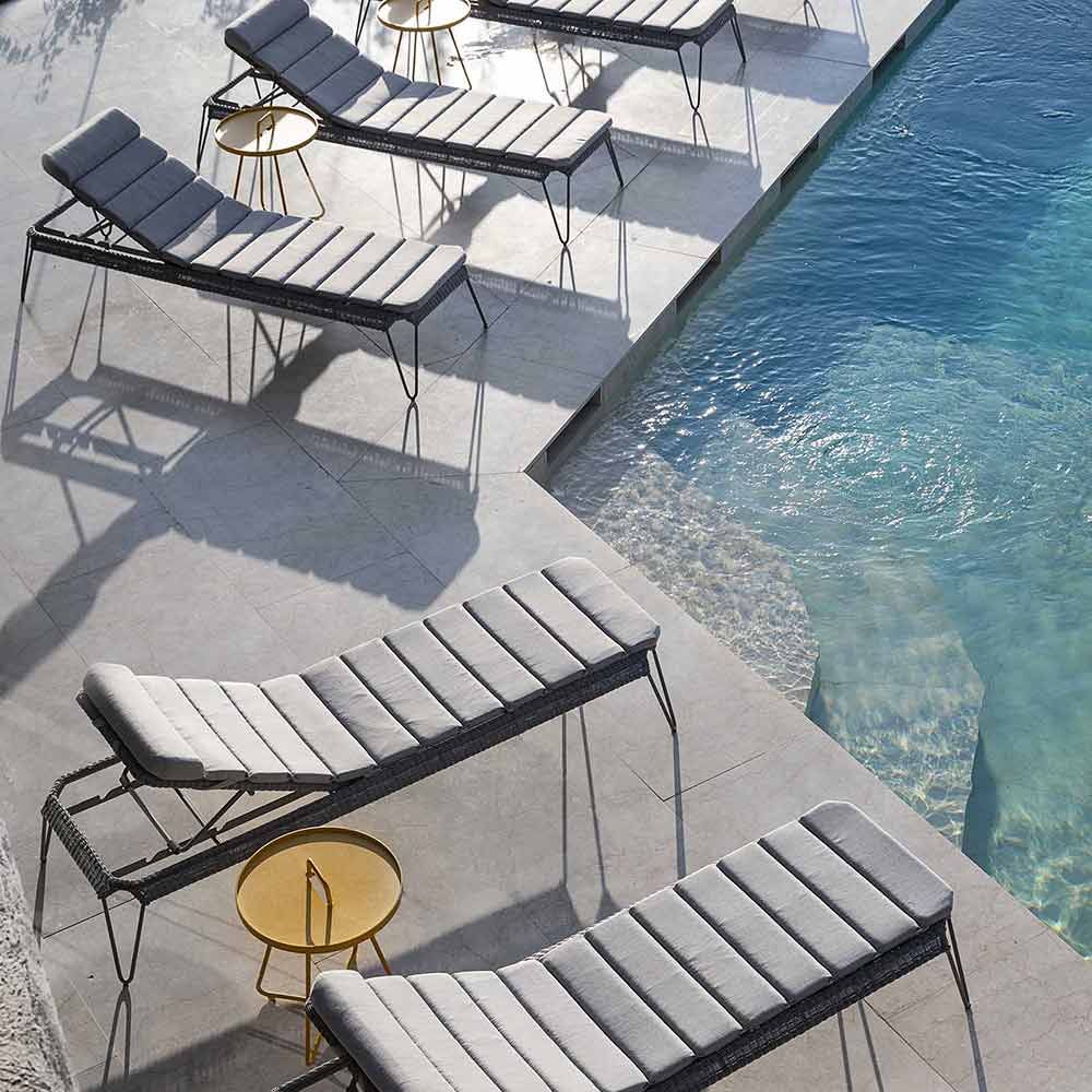 Breeze Sunbed Cushion Light Grey