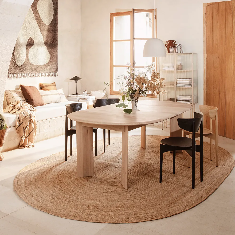 Bevel Dining table 117-217x117 cm - White Oiled Beech