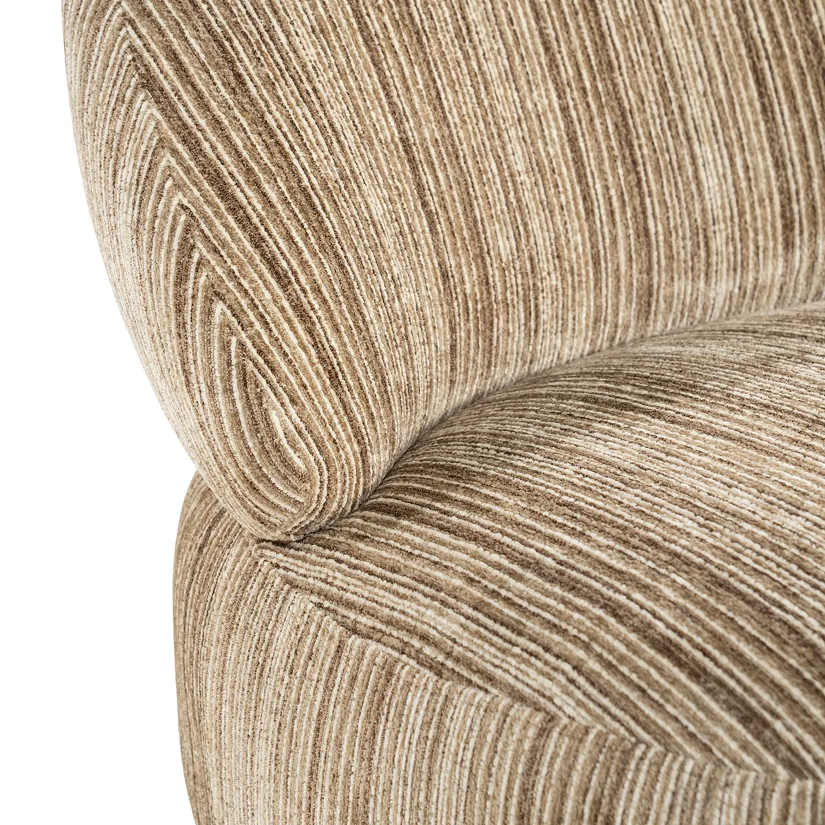 Swivel Lounge Chair FineLine Brown