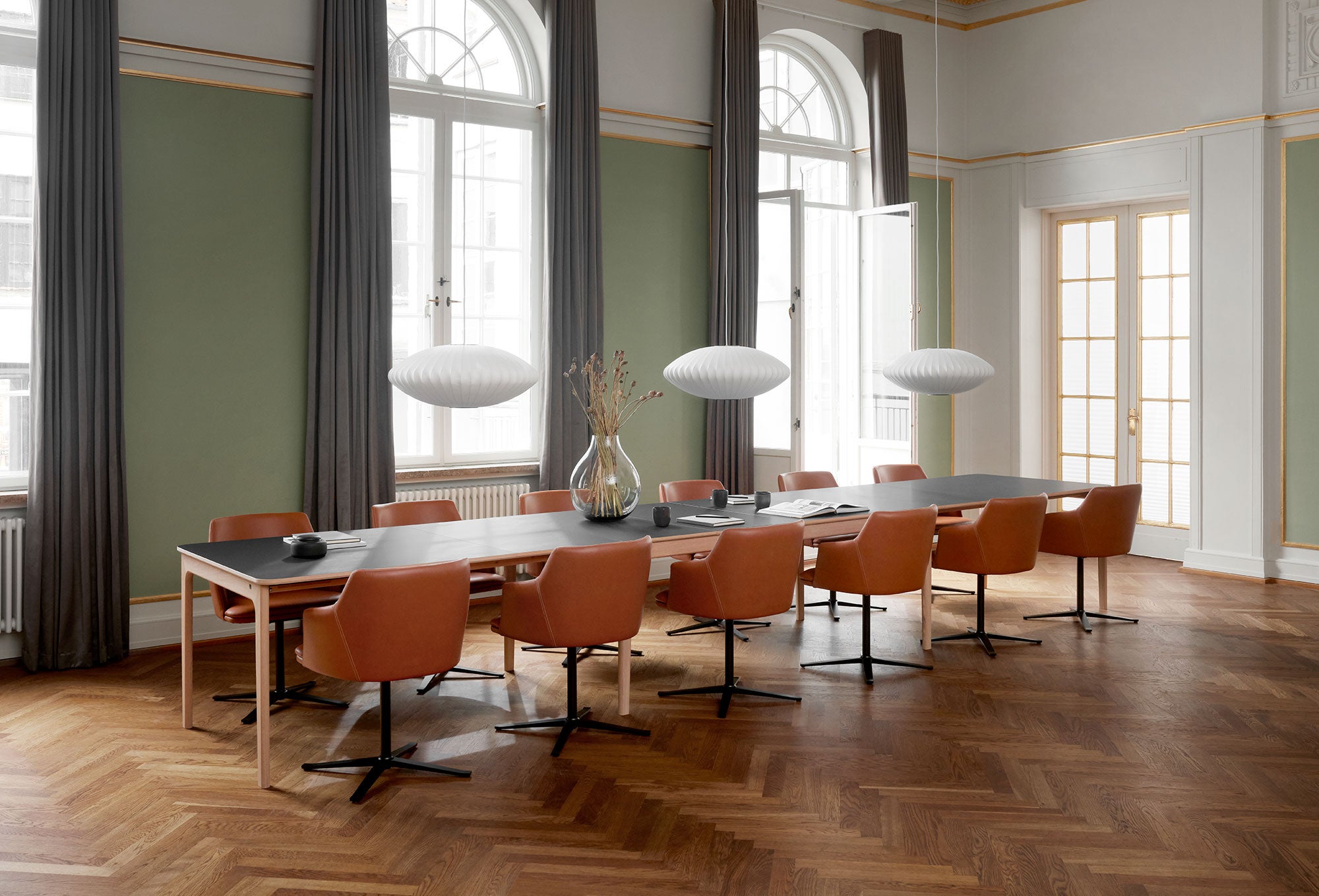 Sm27 Table Black Oak Lacquer