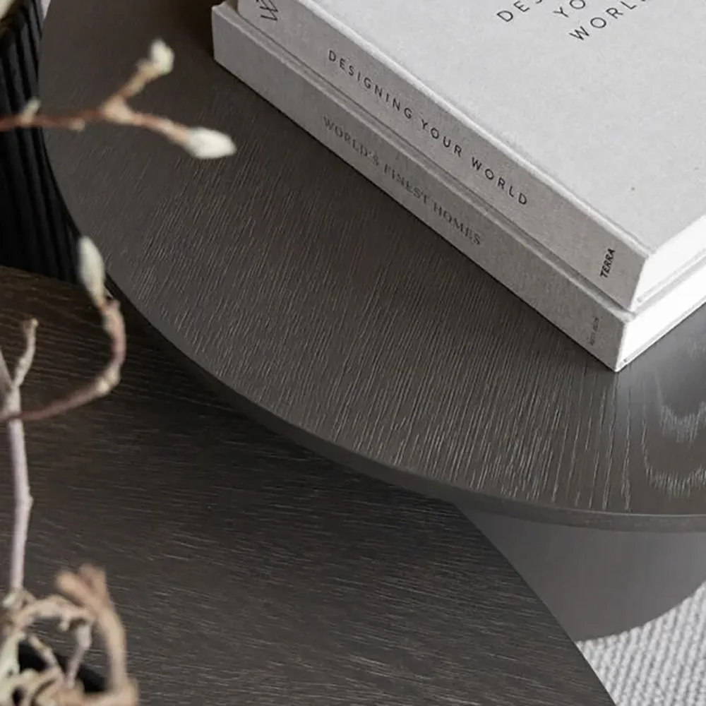 Cloud dining table Ø130 cm