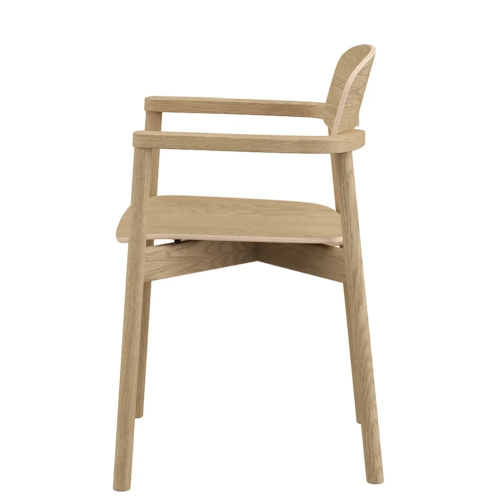 SM842 Dining Chair Lacquered Oak