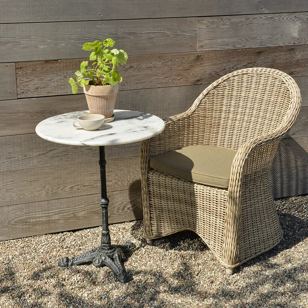 Loire marble table 60 white