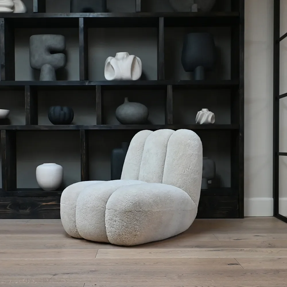 Toe Armchair - Sheepskin