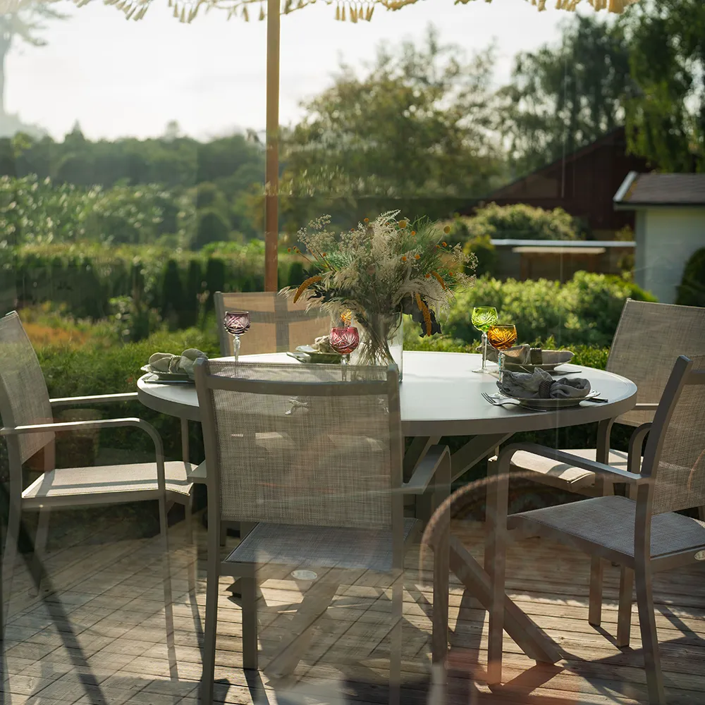 Hånger Table Ø140 cm Sand