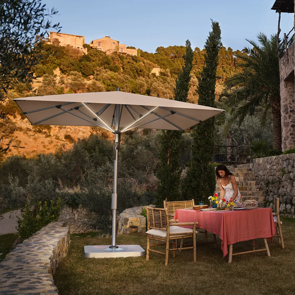 Fortello LED 350x350 cm parasol alu Cat.5 805 Walnut