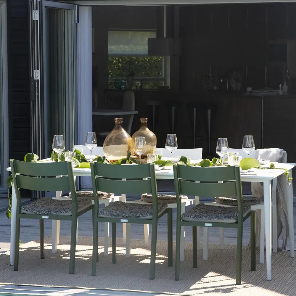 Delia armchair moss green