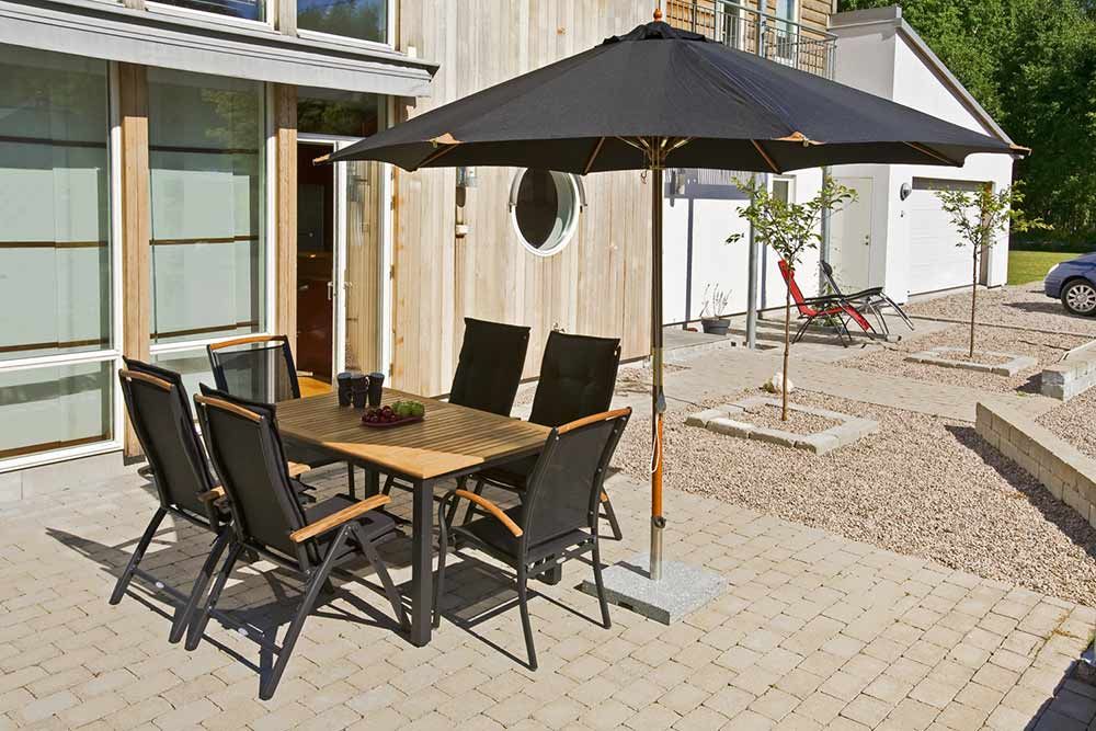 Nydala Armchair Black/Black Teak 