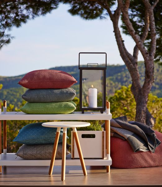 Area Side Table/Pallet White