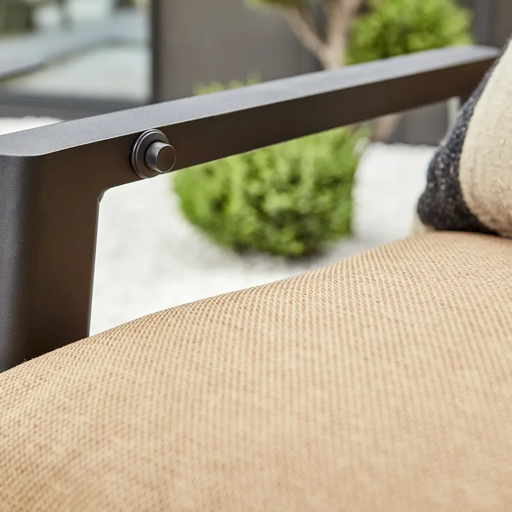 Slide armchair Cinnamon