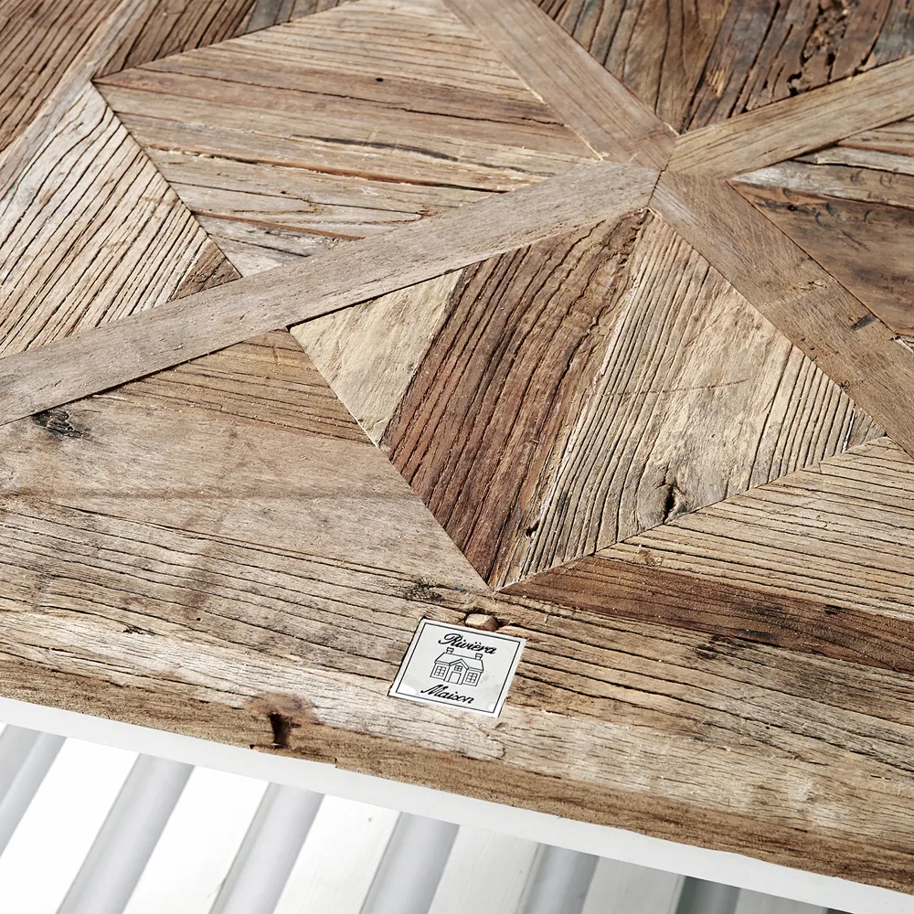 Château Chassigny coffee table 90x90 cm