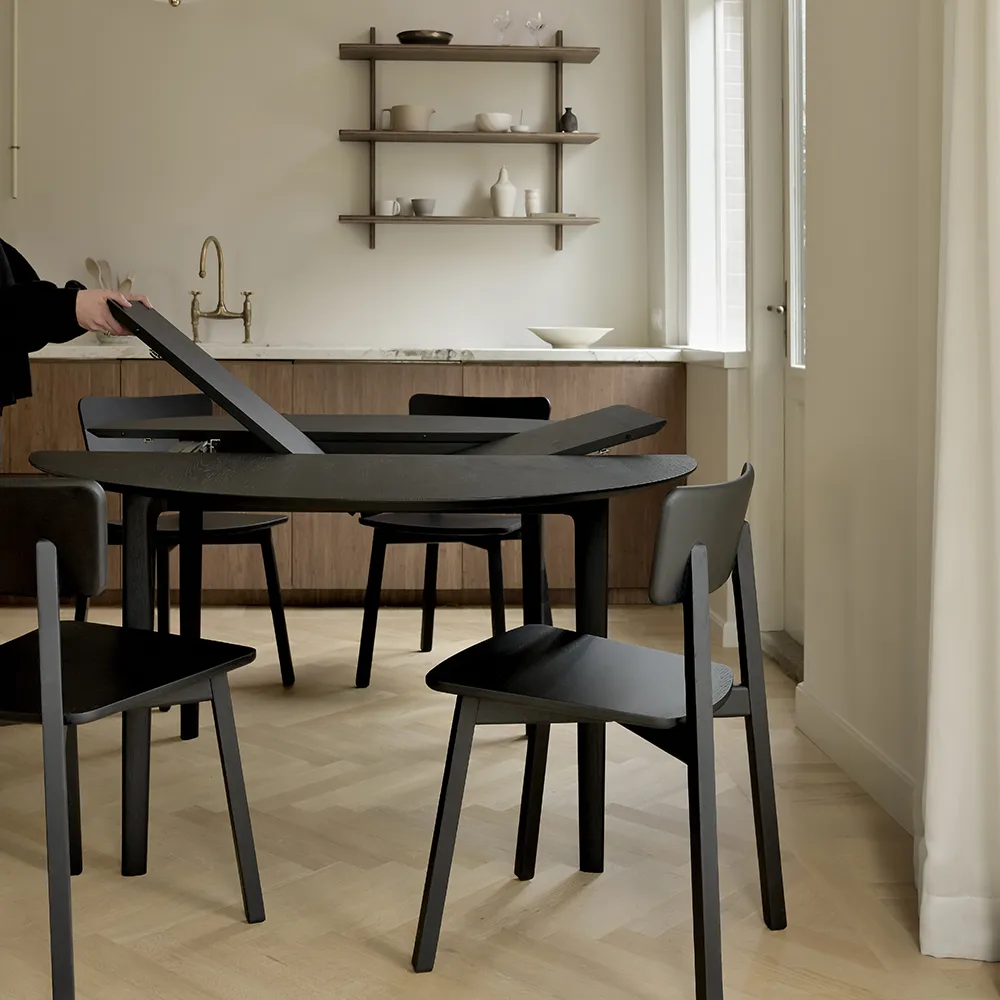 Bok Dining table Ø129-179 Black varnished oak