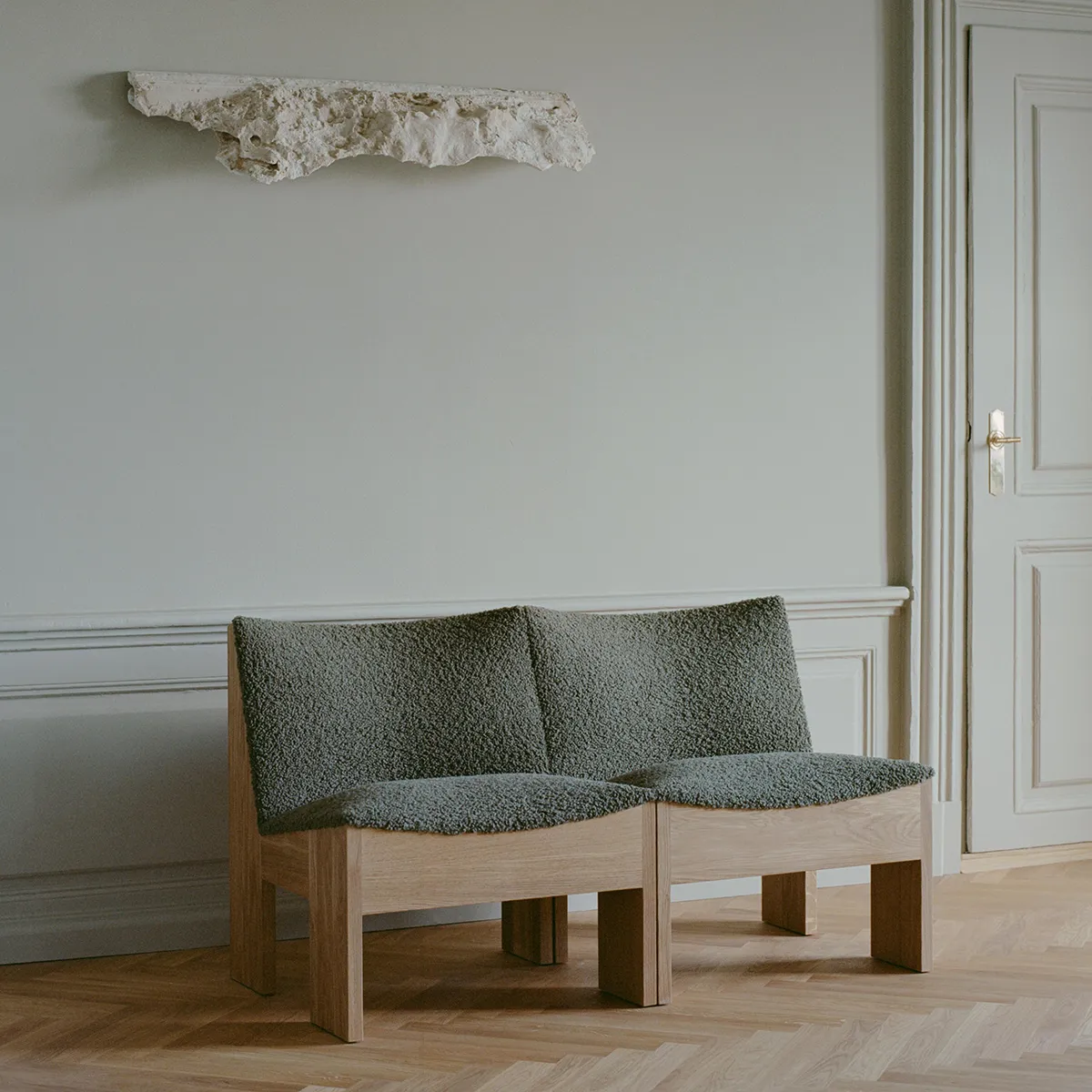 Armchair Tenon Fumed Oak Nroi