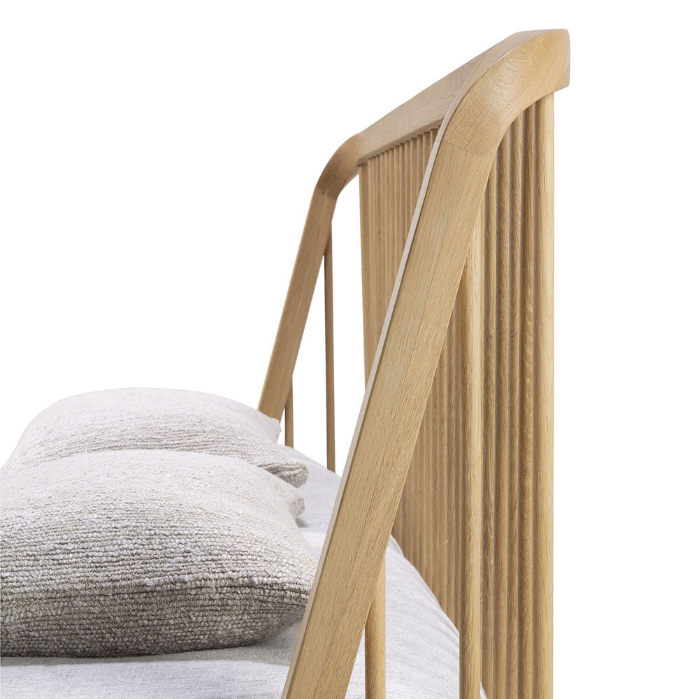 Spindle Bed frame 90x200 Oak