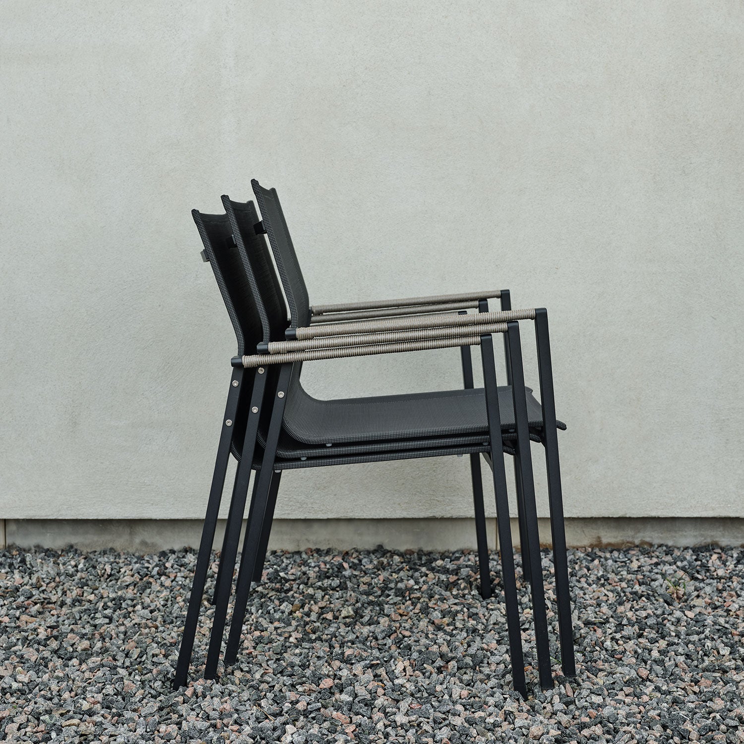 Lyra armchair black/grey