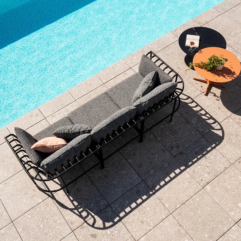 Collier corner piece Black / Teddy ant