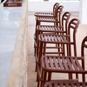 Bliss barchair, stackable Desert red, aluminium