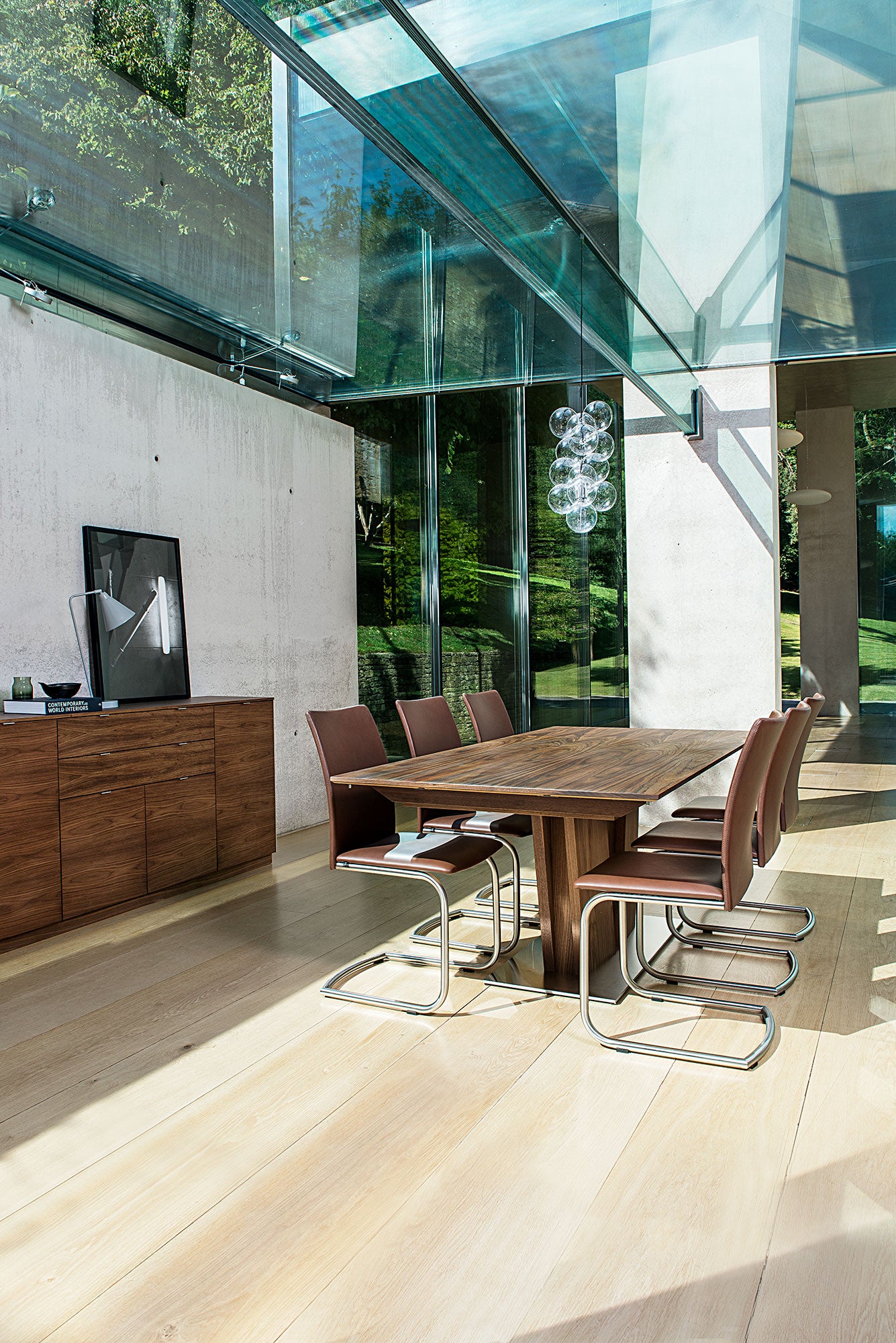 Sm39 Table Walnut Lacquer 200-300X100X74cm