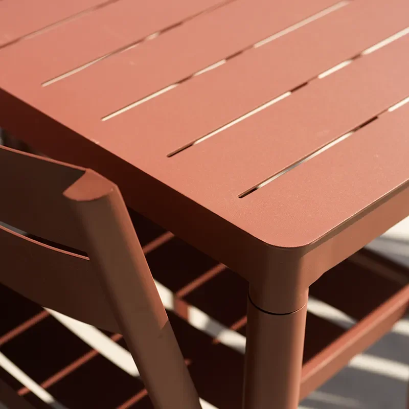 Bigby dining table 90x195 cm Zin Red