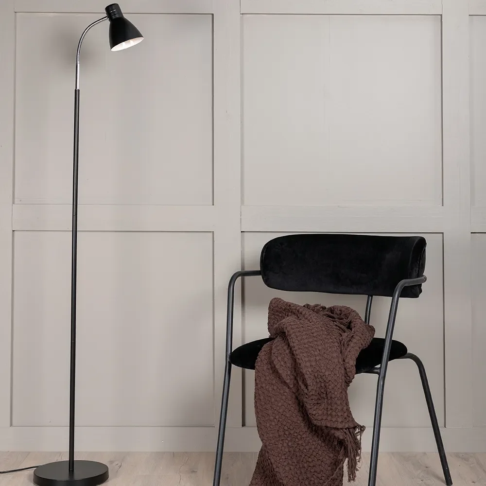 Lina floor lamp Black