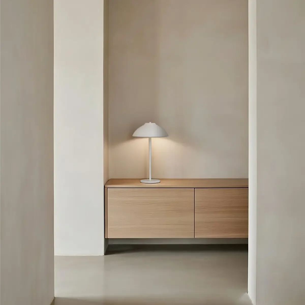 Vali Table Lamp Ø24xH40 cm Metal Matte White