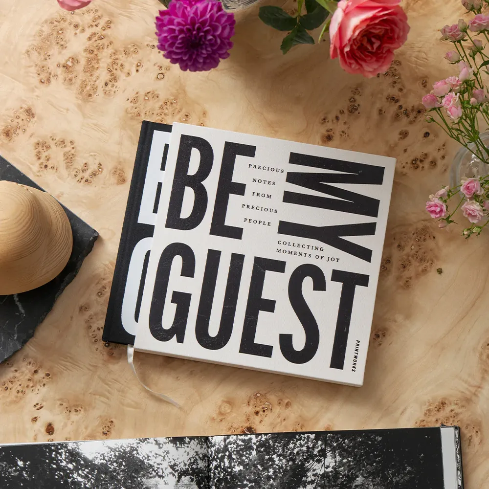 Guest Book - Black/White