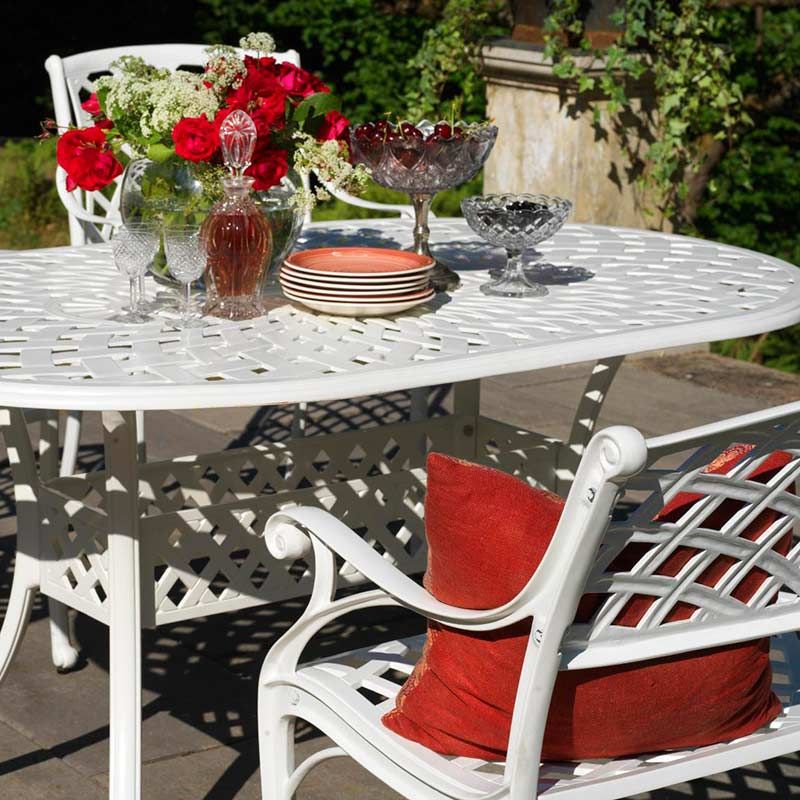 Arras armchair white