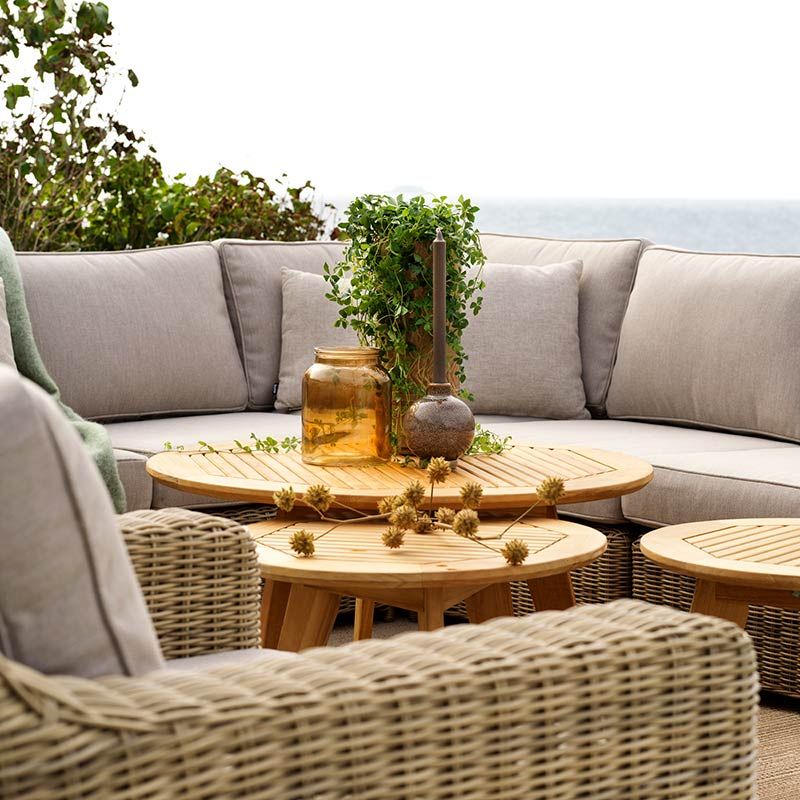 Glendon centrepiece rustic synthetic rattan