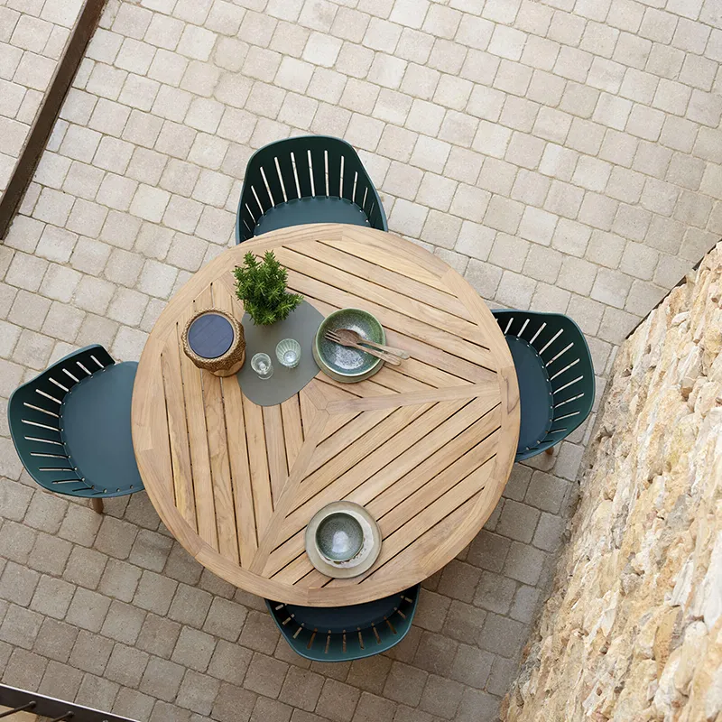 Define Dining Table 144 cm Teak