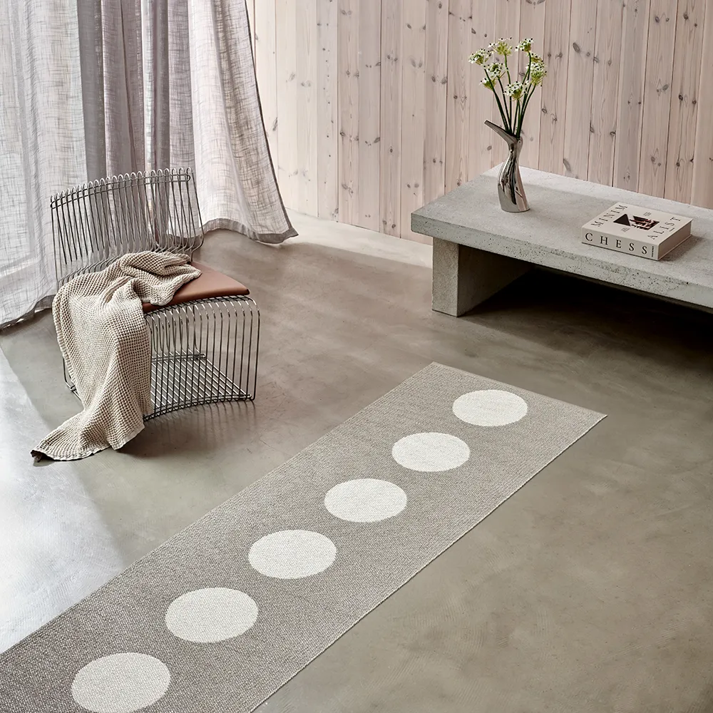 Vera Carpet 70x375 cm warm grey/vanilla